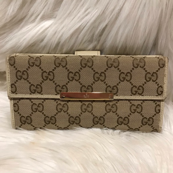 Gucci Handbags - Authentic Gucci Wallet #6.9H